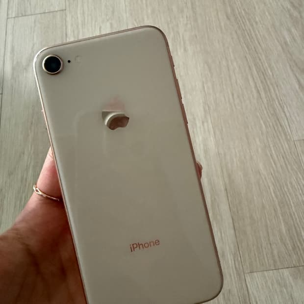 아이폰8 64기가