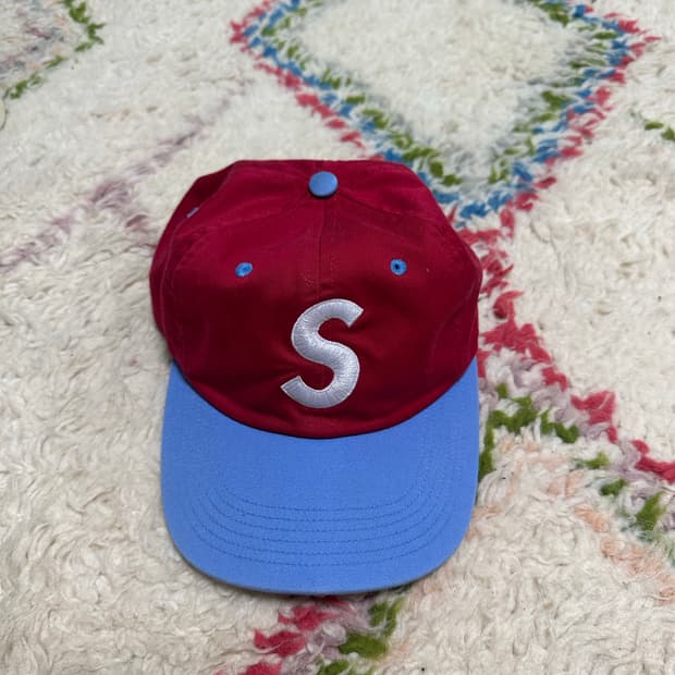 슈프림 6패널 캡