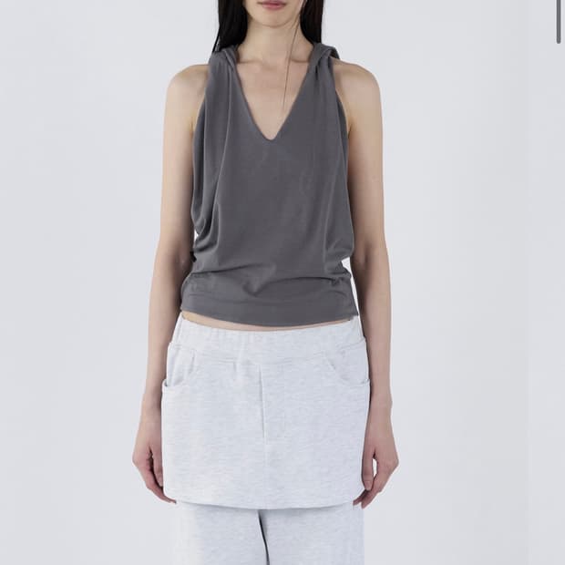 Cerric Backless Hooded Top _ Dark Gray