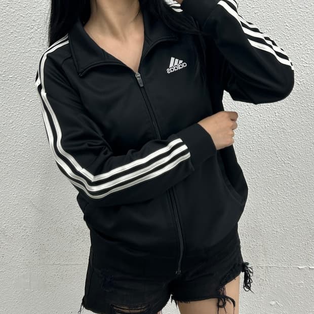 아디다스 화이트라인 블랙 트랙탑 L