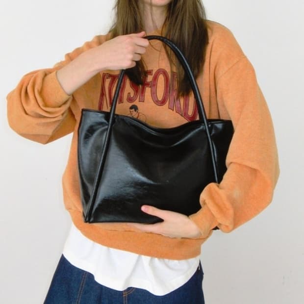 여밈 yeomim 미디엄 대퍼백 블랙