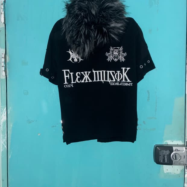 cozyworldwide 퍼 카라티