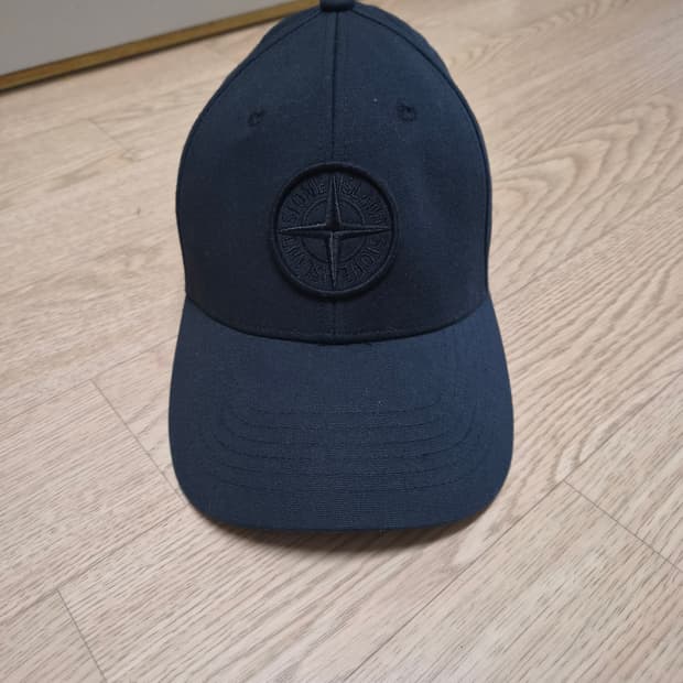 스톤아일랜드볼캡