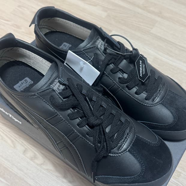 오니츠카타이거 멕시코66 올블랙