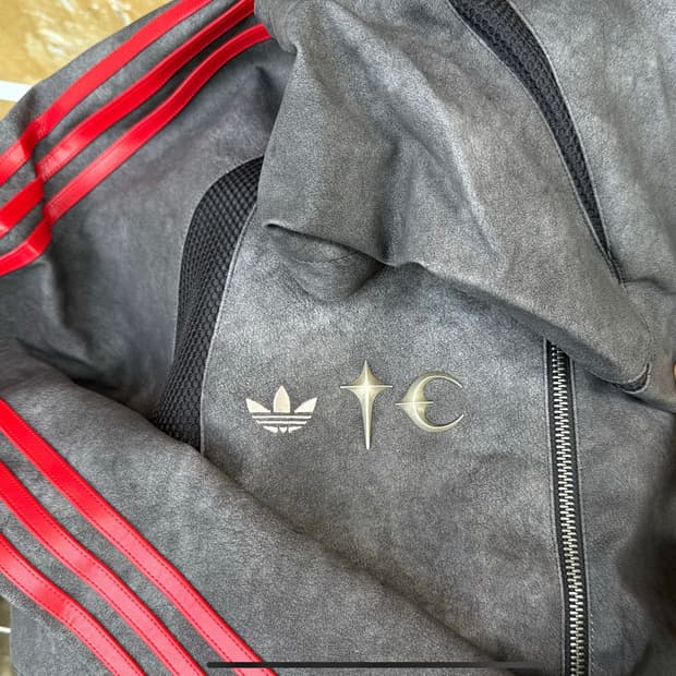 아디다스 떠그 후드집업 / L