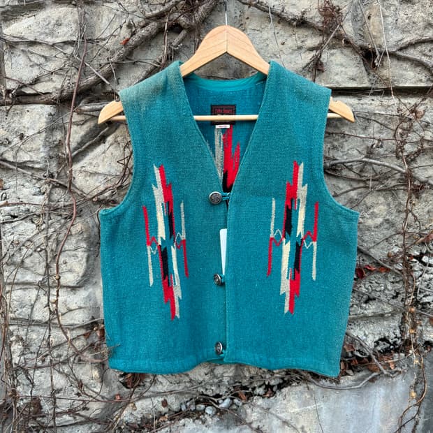 Tribe square 오르테가 치마요 베스트 나바호 페이딩 조끼