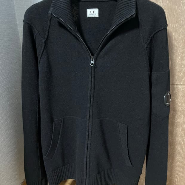 Cp컴퍼니 집업 가디건 블랙