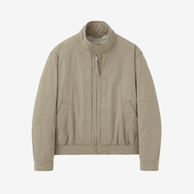 인사일런스 아스트로 패디드 자켓 M사이즈 팝니다