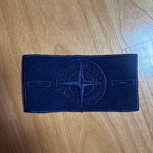 스톤아일랜드 고스트 와펜