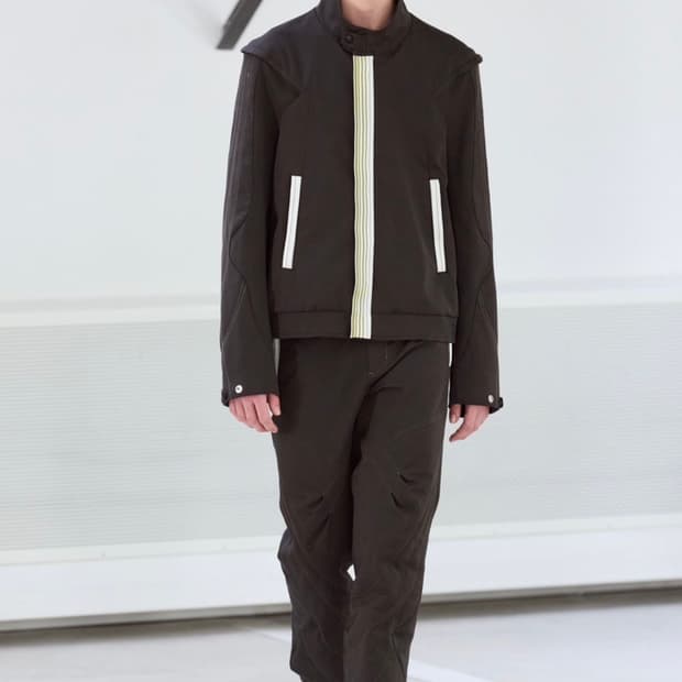 키코코스타디노브 솔릭스 자켓JAVA BROWN 48 