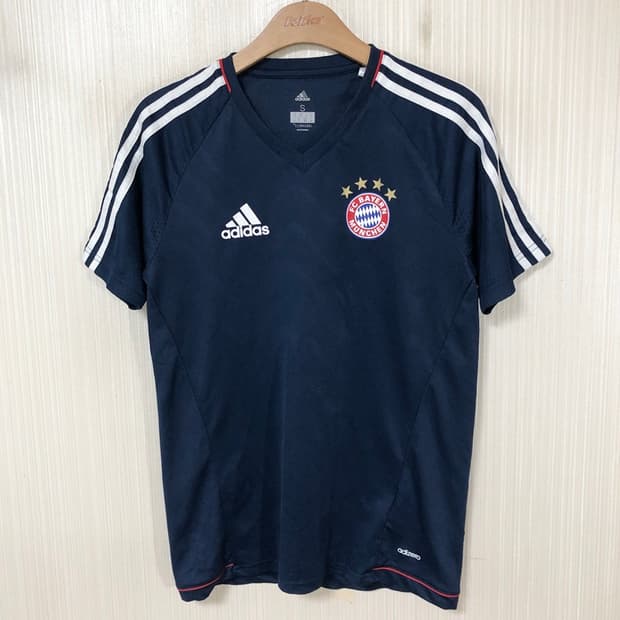 아디다스 17-18 바이에른뮌헨 트레이닝져지 S(해외)