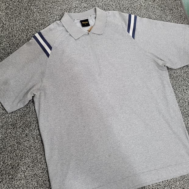 노티카(Nautica) 그레이 반팔 티셔츠