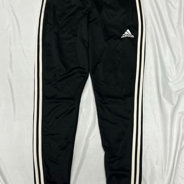 (105) 아디다스 퍼포먼스 삼선 조거 팬츠