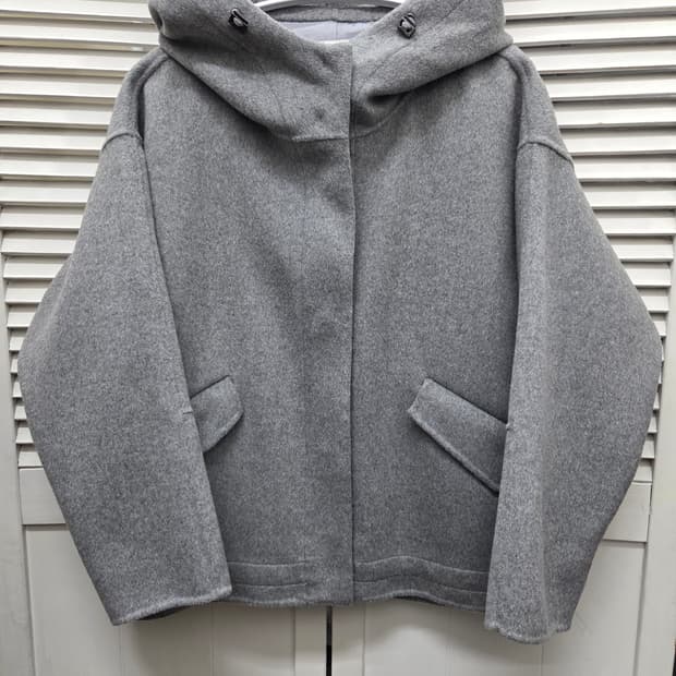 SJ와니 손정완 울캐시미어 후드 숏코트