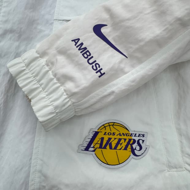 나이키X엠부쉬 레이커스 자켓 