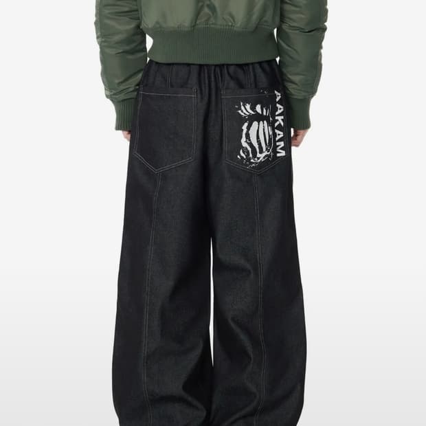 Knee Pin-tuck Printed Denim Pants (Black