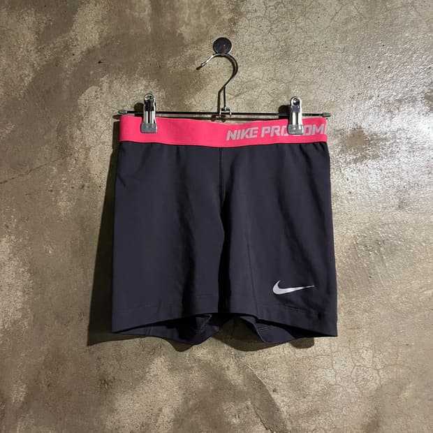나이키 프로 쇼츠