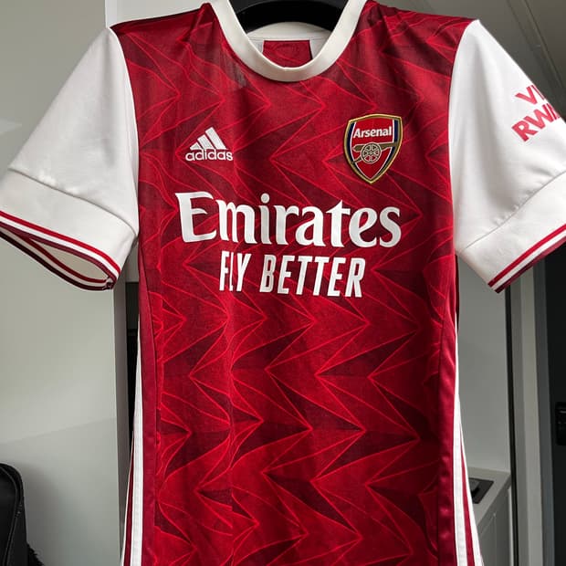 20-21 아스날 오바메양 유니폼