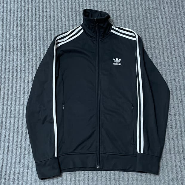 아디다스 유로파 트랙탑 100