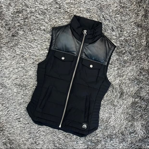 무스너클 여성 패딩 베스트 (XS)