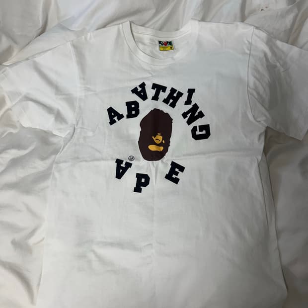 베이프 리버스 반팔 M