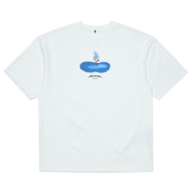아더에러 Press Apple T-shirt Product. 46 xl