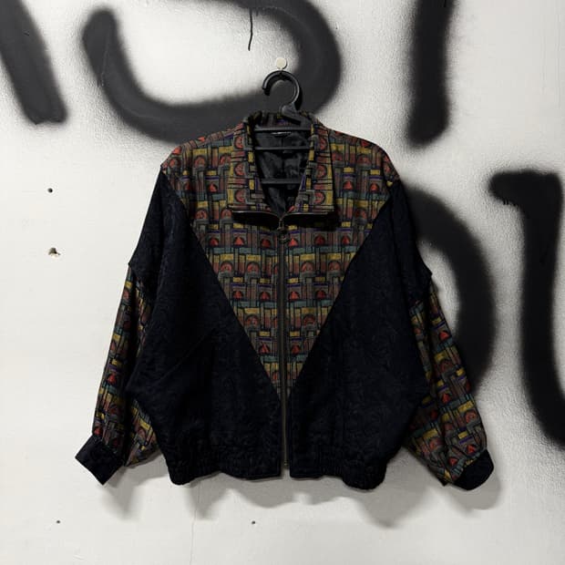 VTG 빈티지 에스닉 풀 패턴 가오리핏 하이넥 집업 봄버 자켓