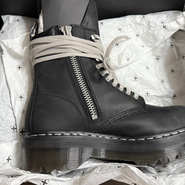 닥터마틴 x 릭 오웬스 쿼드 솔 스틸 토 부츠 블랙