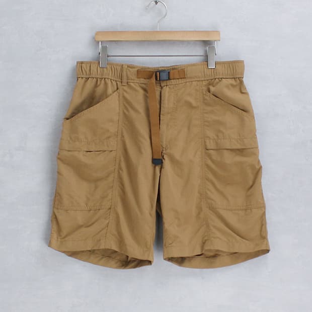 UNIQLO ripstop nylon shorts _ S5365