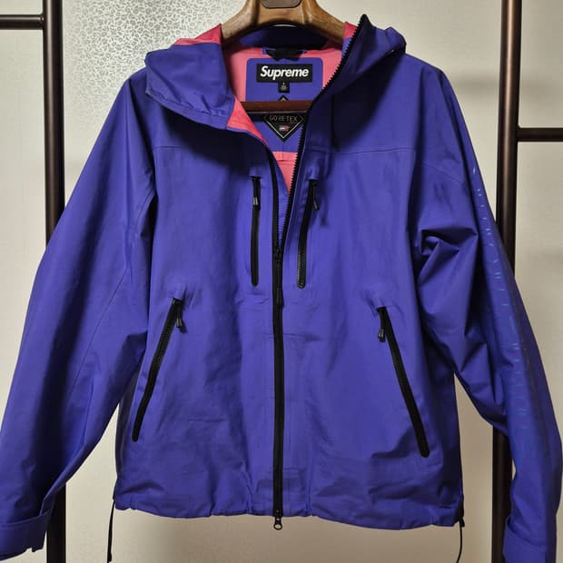 슈프림 x 노스 페이스 고어텍스 3L 후드 자켓