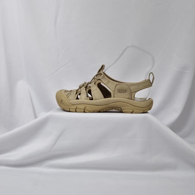 235 킨 keen 뉴 포트 H2 모노크롬 사파리 샌들 슬리퍼