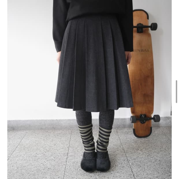 에프터먼데이 스커트