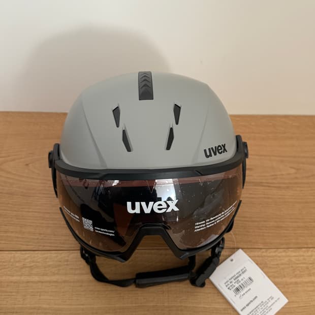 유벡스 인스팅트 바이저 프로 V 그레이-매트 59-61cm