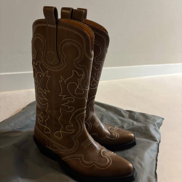 Ganni western boots