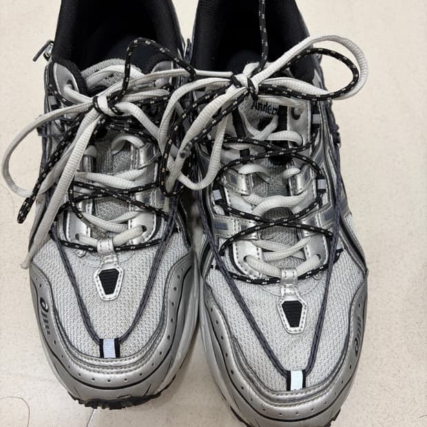 아식스 x 앤더슨벨 젤 1090 글레이셔 그레이 실버