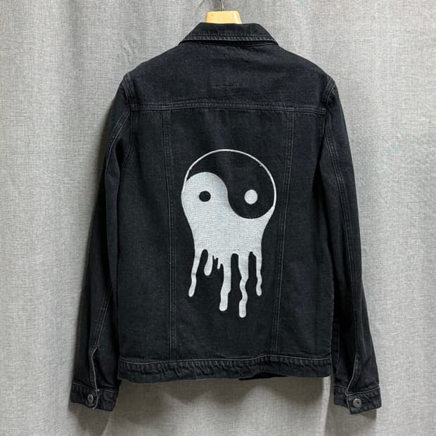 [M] 리쿼앤포커 블랙 데님 청자켓