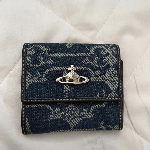 구해요!! 비비안웨스트 빈티지 지갑 구해요