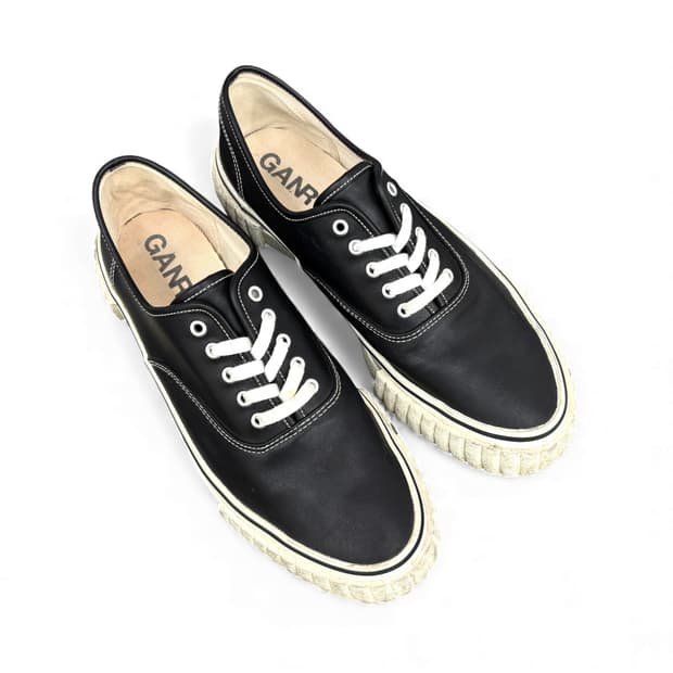 꼼데가르송 간류 스니커즈