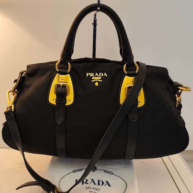 프라다 포코노 나일론 블랙 토트백