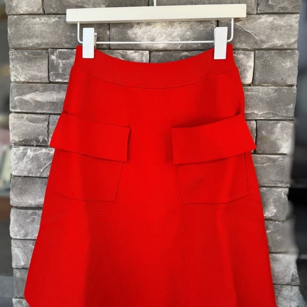 새상품 A.L.C. 레드 포켓 니트 스커트 XS(44,55사이즈 가능)