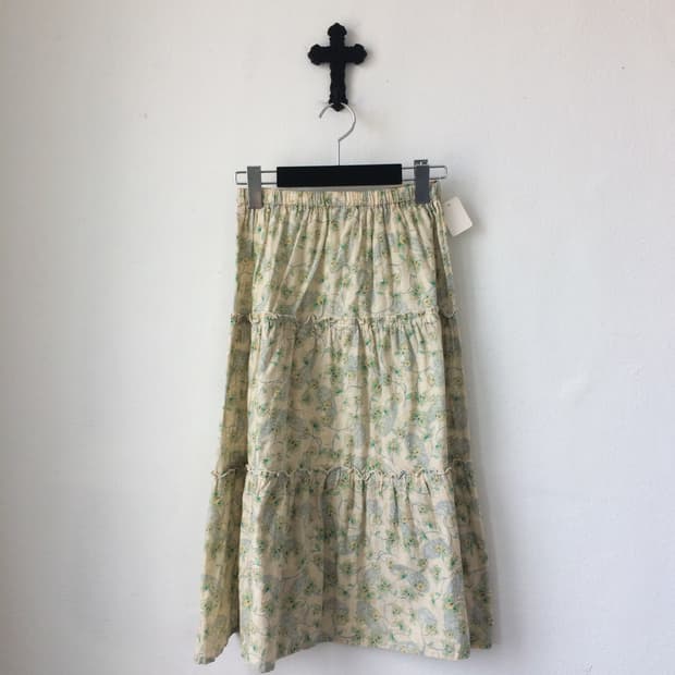 Flower pattern layer long skirt
