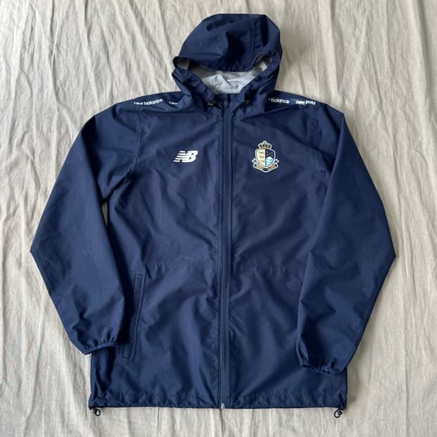 뉴발란스 x 서울이랜드 FC 바람막이 100