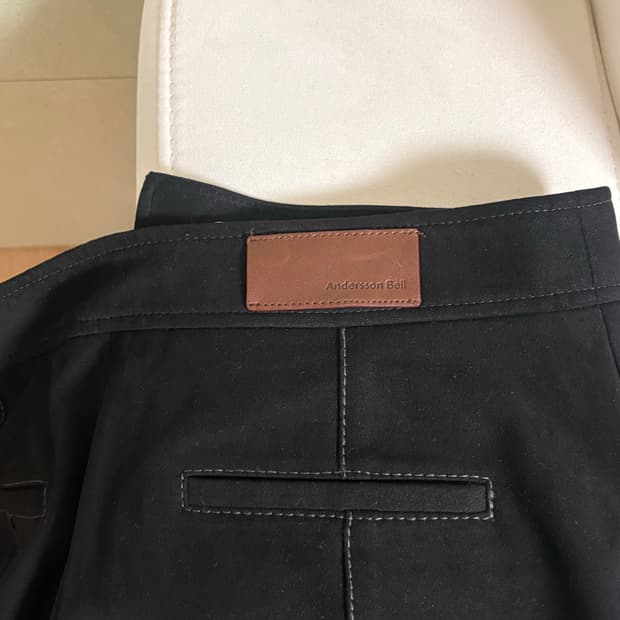 앤더슨벨 스웨이드 부츠컷 팬츠