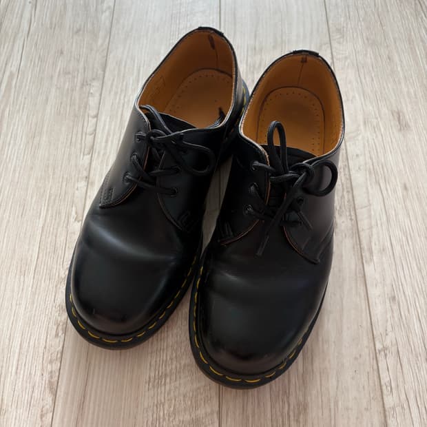 닥터마틴 1461 3홀 스무스 260