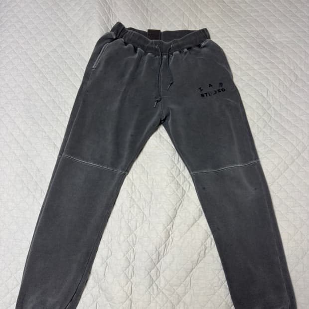 [IAB] 아이앱 스튜디오 블록 피그먼트 팬츠 사이즈 XL