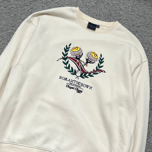 [100] 로맨틱크라운 맨투맨