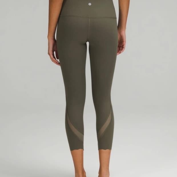룰루레몬 원더 언더 하이라이즈 크롭 스캘럽 레깅스 