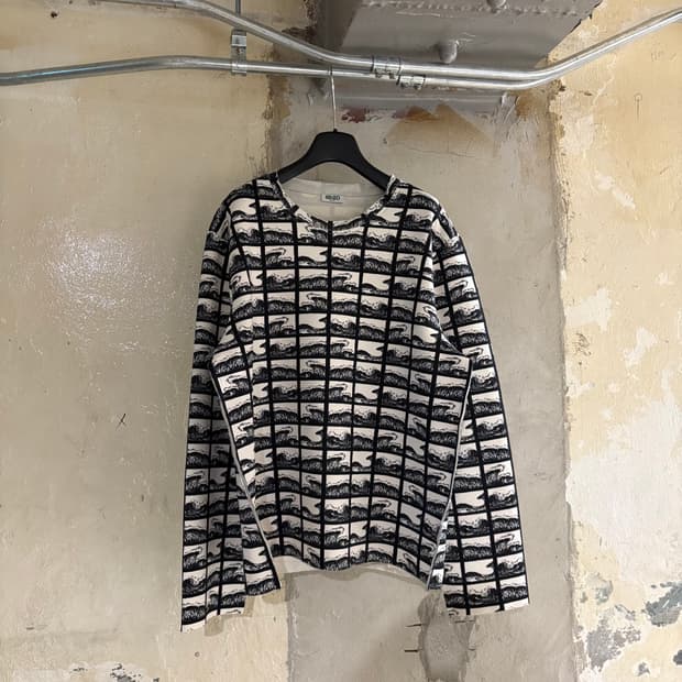 겐조 파도 패턴 롱슬리브