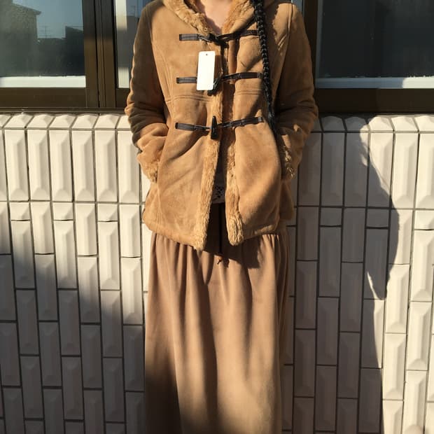 Duffle button hood mustang