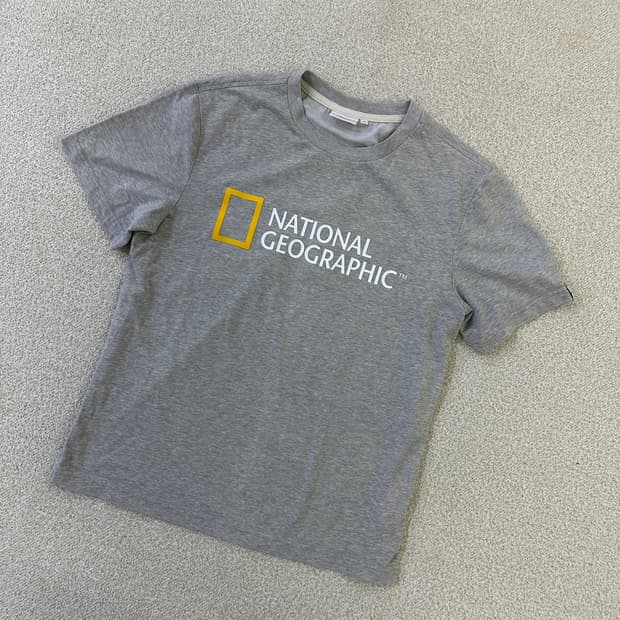 M 네셔널지오그래픽 그레이 반팔티 0319D